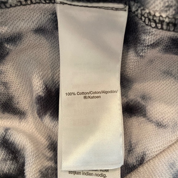 DKNY sport tie dye shorts. NWOT - Picture 7 of 7